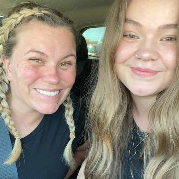 💗MEET THE POSHERS!💗❤️💗 - Picture 3 of 3